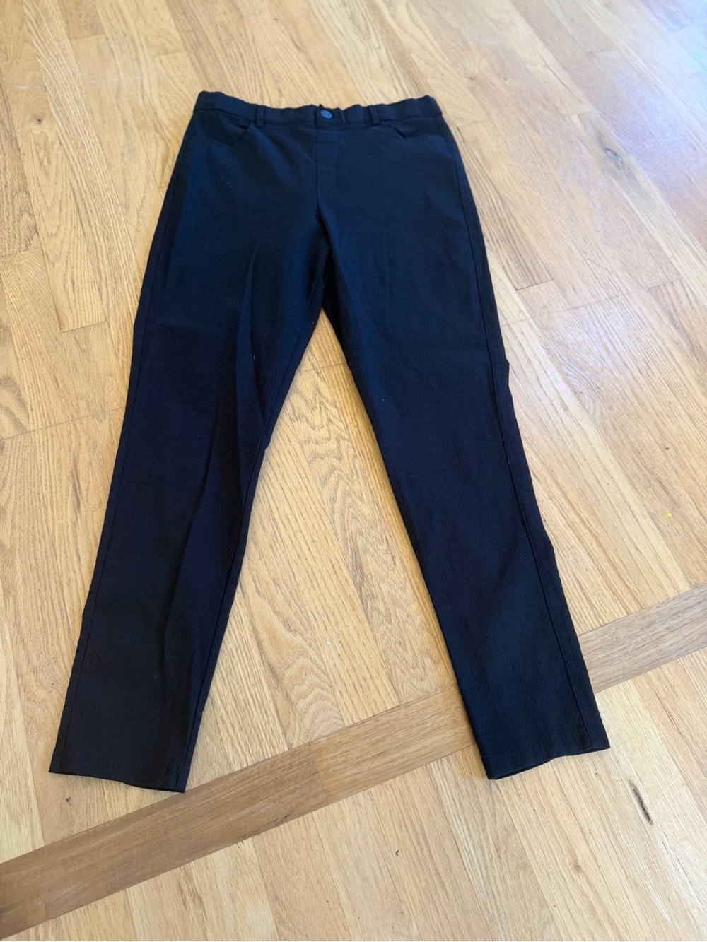 Ladies Size Large "Mario Serrani" Black Slim Dress Pants GUC